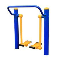 廣西名揚(yáng)市民休閑廣場(chǎng)健身器材太空漫步機(jī)安裝